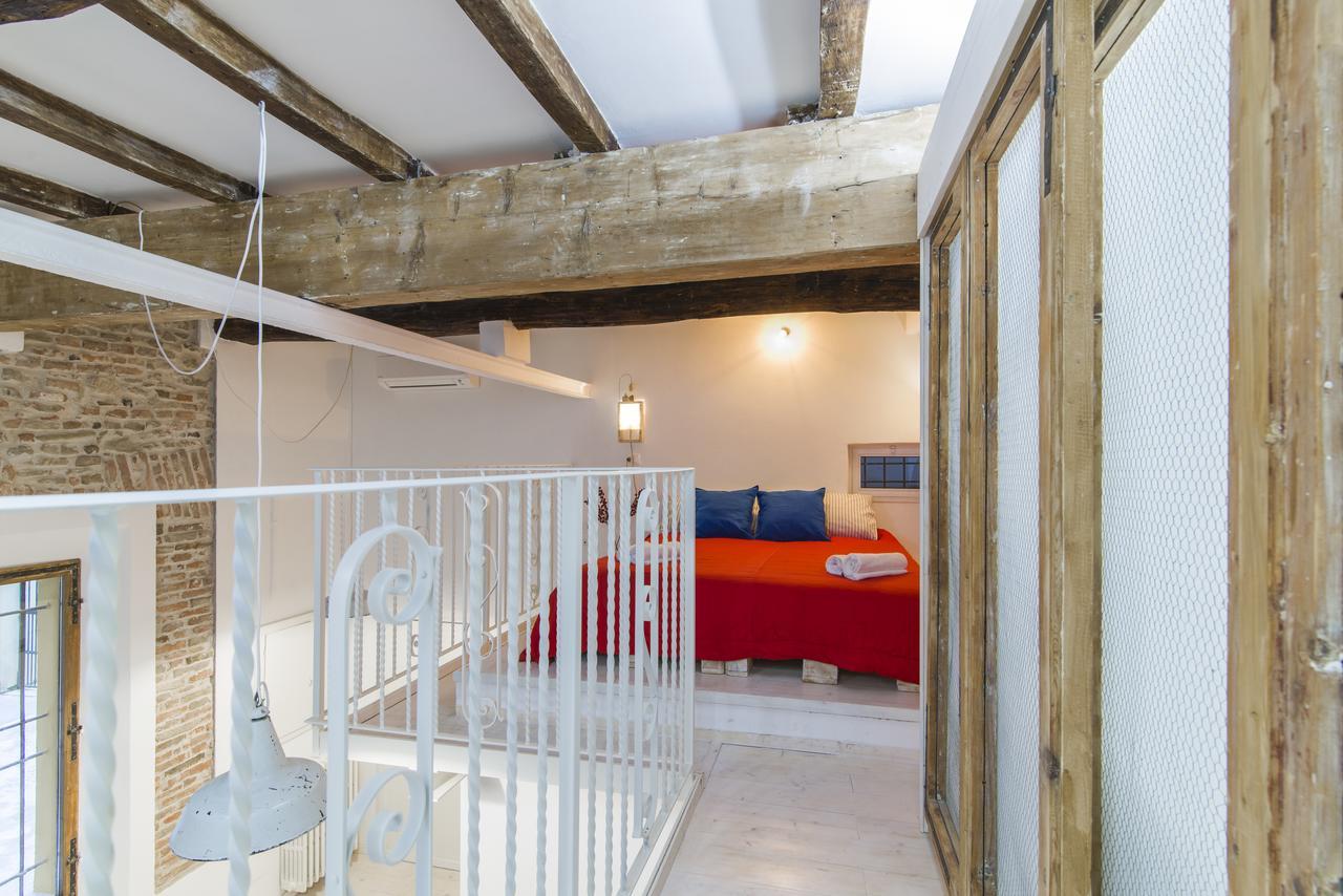 בולוניה University Loft Apartment מראה חיצוני תמונה